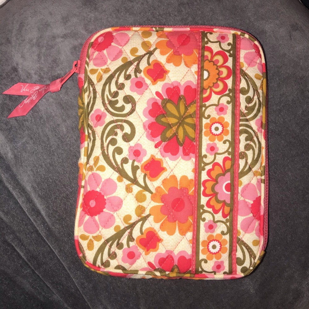 VERA BRADLEY MINI TABLET HOLDER!!